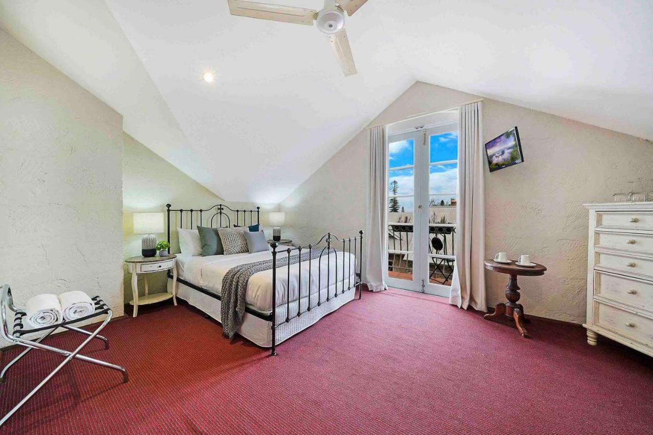 Fremantle Port Mill Bed & Breakfast - Unique Accommodation Екстериор снимка