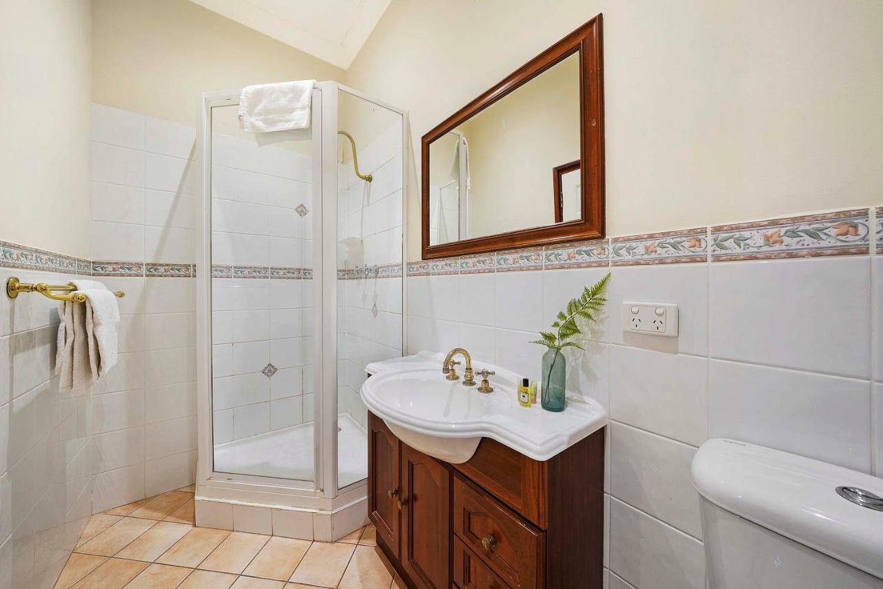 Fremantle Port Mill Bed & Breakfast - Unique Accommodation Екстериор снимка